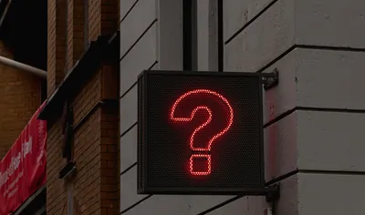 Who's Actually Responsible for Text Quality? The Messy Reality of Content Editing